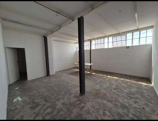 4,000M² WAREHOUSE TO LET IN ELSIES RIVER INDUSTRIAL